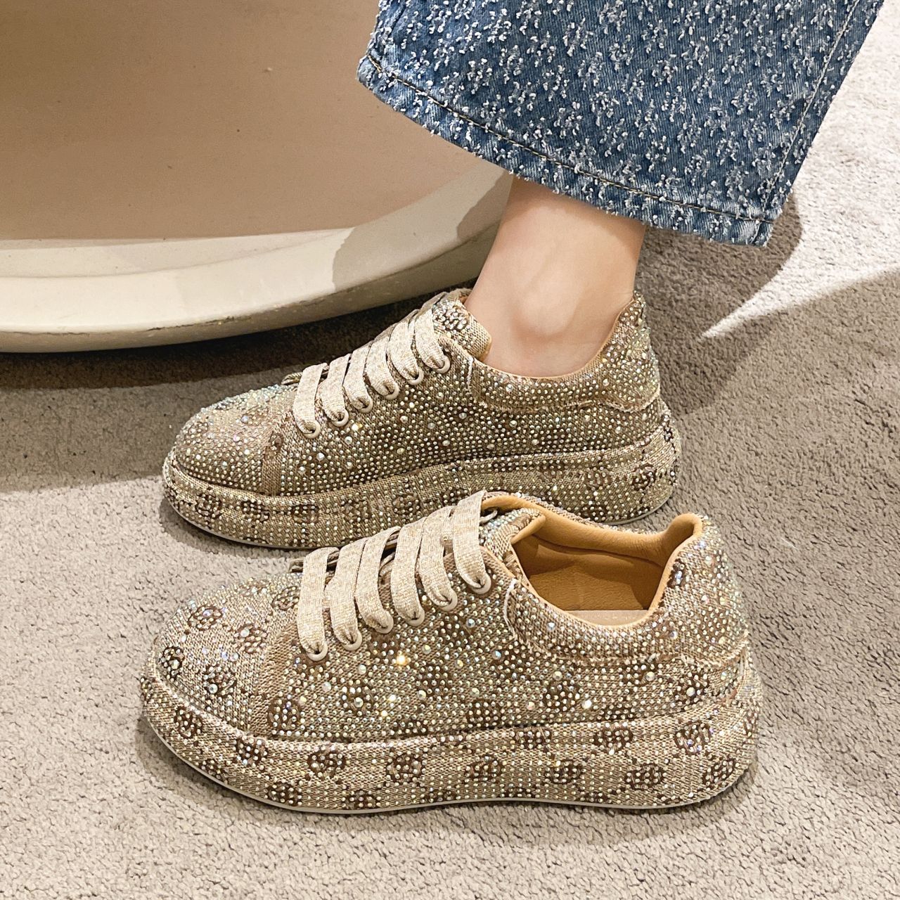 GYPSOPHILA RHINESTONE CASUAL SHOES