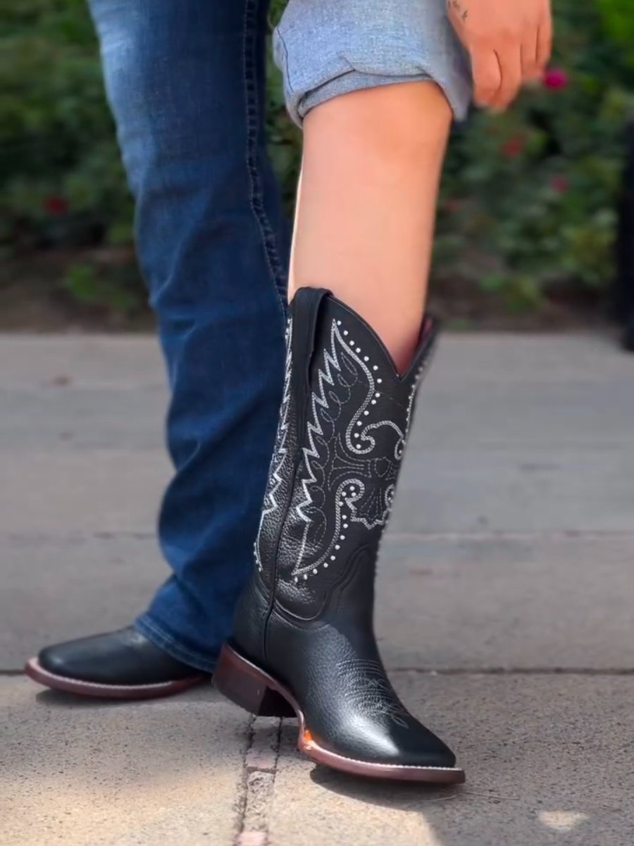 The Western Cowgirl Boots-Black