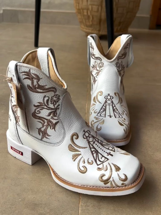 Western Cowboy Style Women's Boots - White