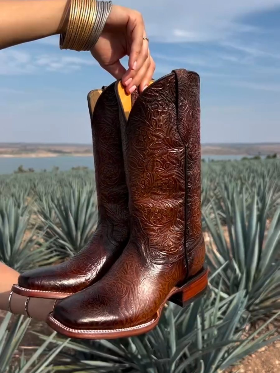 Western Cowboy Style Women's Traditional Classic Boots