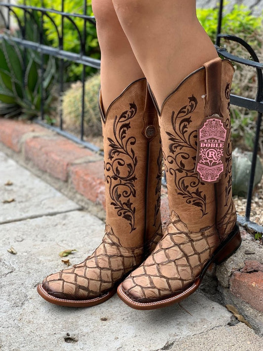 Western Cowboy Style Women's Boots - Brown