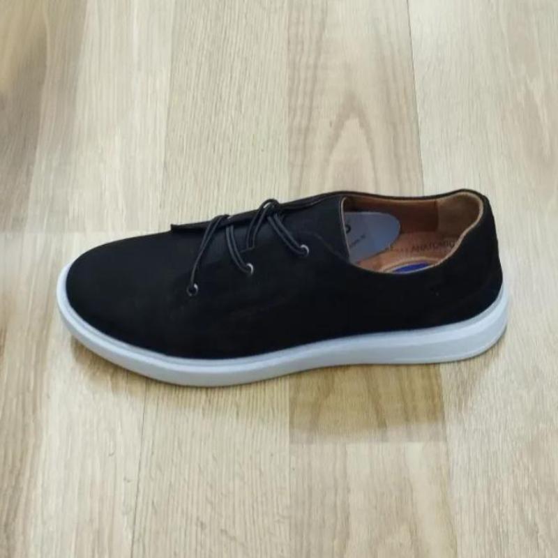 Men's Casual Shoes