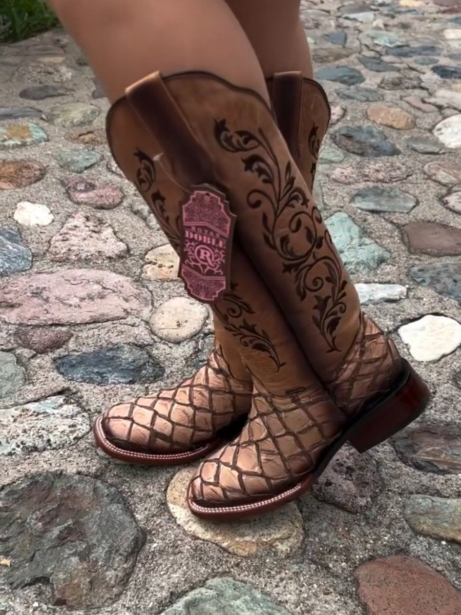 Western Cowboy Style Women's Boots - Brown