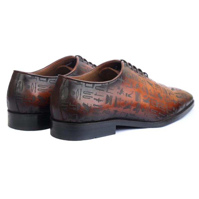 Bronze colored high gloss character brown leather shoes